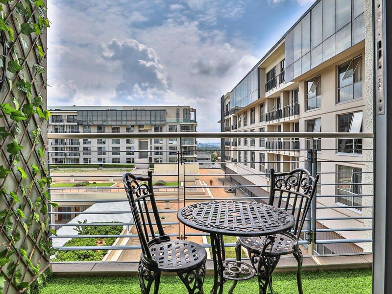 CALLING ALL INVESTORS AND FIRST TIME HOME OWNERS. - Photo 10