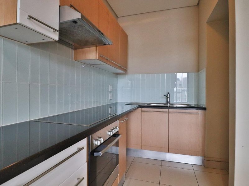 1 Bedroom Apartment for Sale - Photo 4