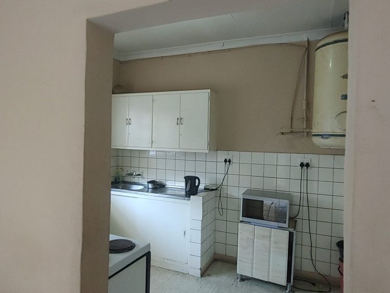 Versatile 5-Bedroom Investment Property with High Rental Income! - Photo 9