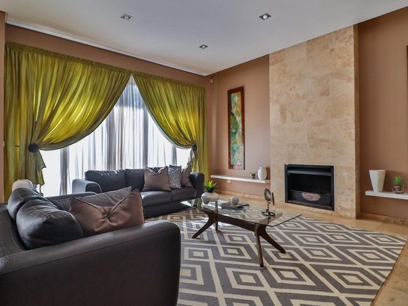 MAJESTIC HOME FOR SALE IN BEDFORDVIEW - Photo 9