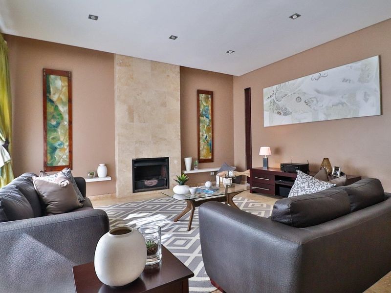 MAJESTIC HOME FOR SALE IN BEDFORDVIEW - Photo 8