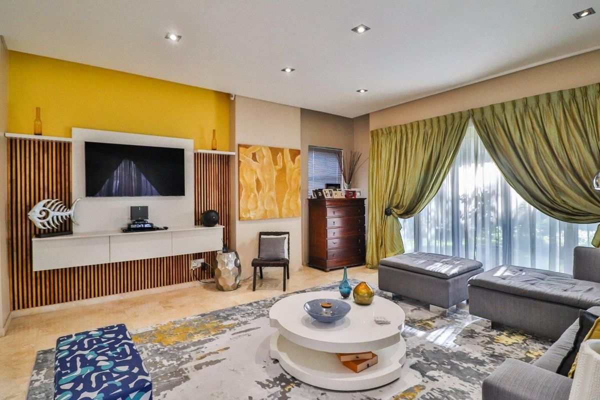 MAJESTIC HOME FOR SALE IN BEDFORDVIEW - Photo 2