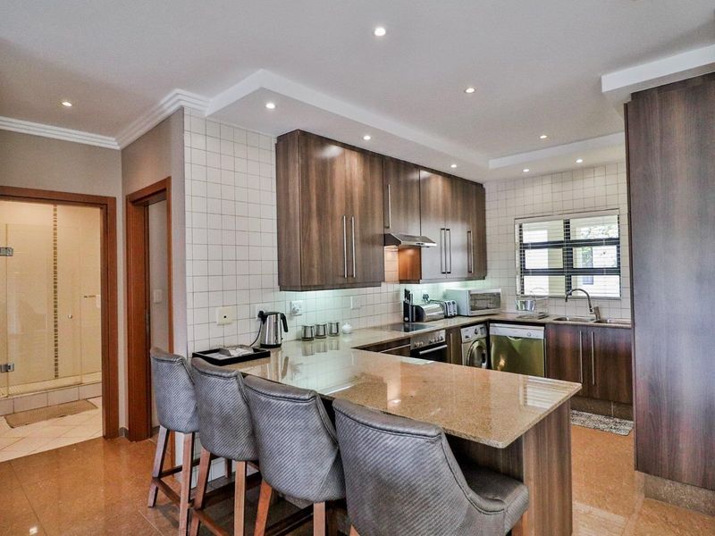 APARTMENT FOR SALE IN BEDFORD SQUARE - Photo 3