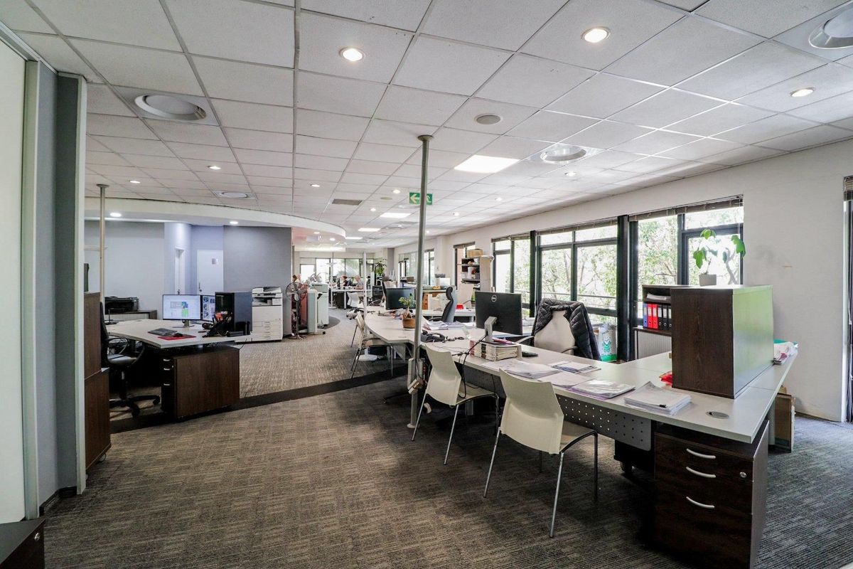 COMMERCIAL OFFICES FOR SALE - SECTIONAL TITLE UNITS BEDFORDVIEW - Photo 2