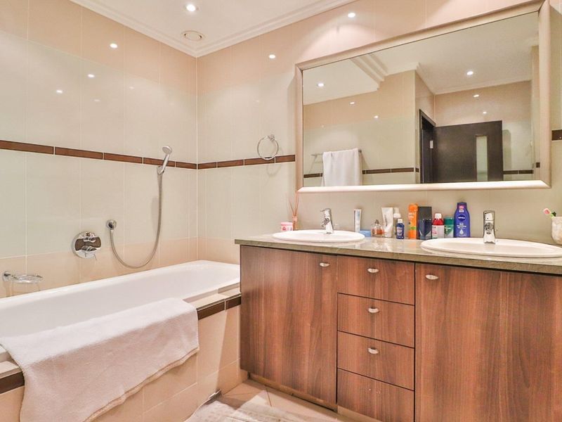 PRESITGIOUS 2 BEDROOM FURNISHED APARTMENT FOR SALE AT VILLA ABROSIA - Photo 9