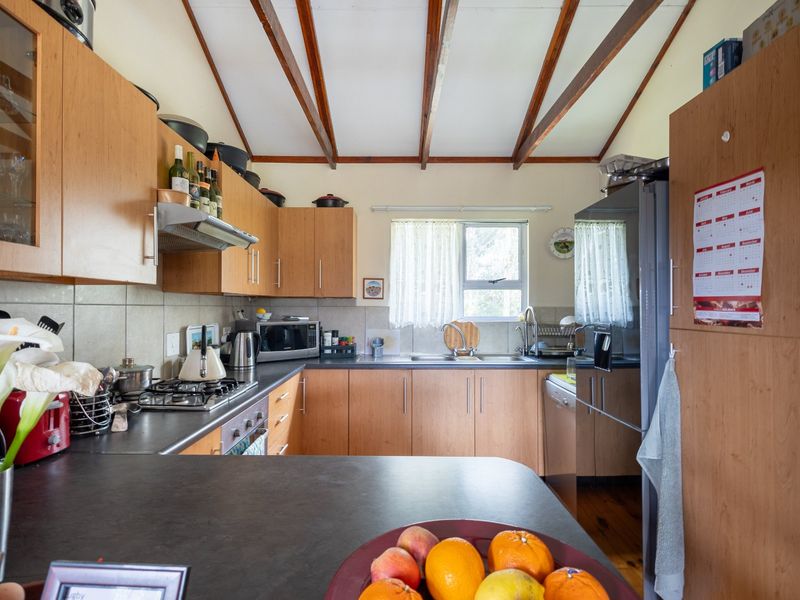 Immaculate Small Holding in Harkerville - Photo 9