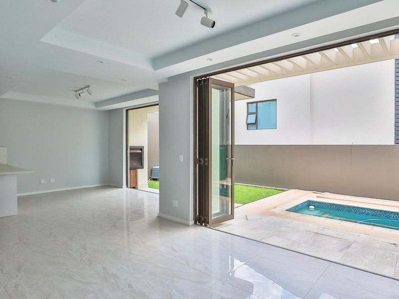 Modern And Brand New Development - 4 Bedroom Cluster In Bedfordview - Photo 5