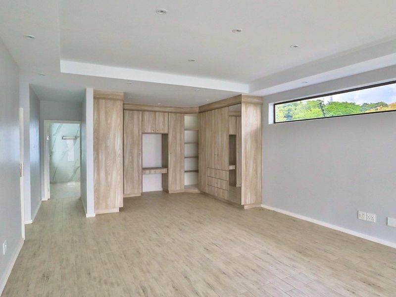 Modern And Brand New Development - 4 Bedroom Cluster In Bedfordview - Photo 4