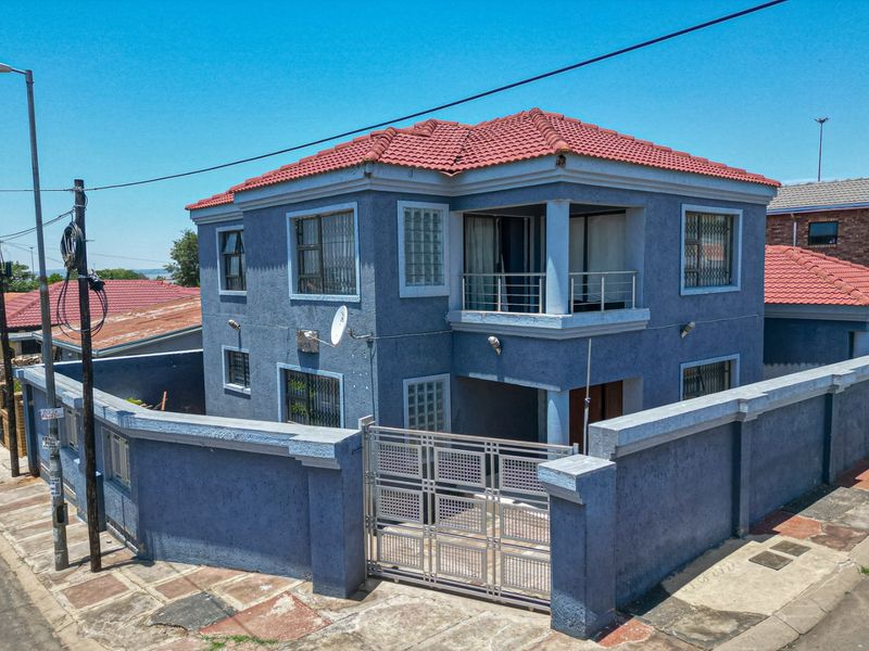 5 Bedroom House For Sale In Chiawelo - Photo 4