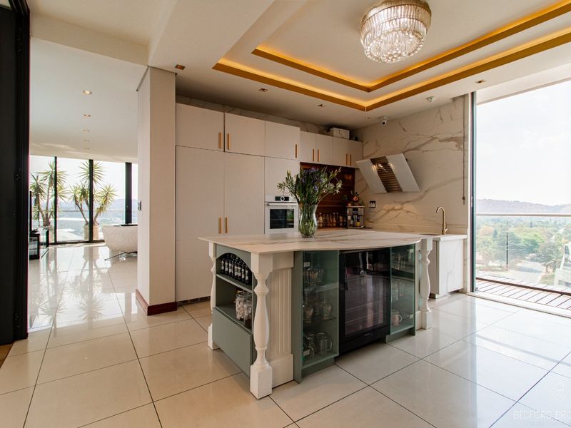 STUNNING 4 BEDROOM PENTHOUSE FOR SALE AT BEDFORD - Photo 6