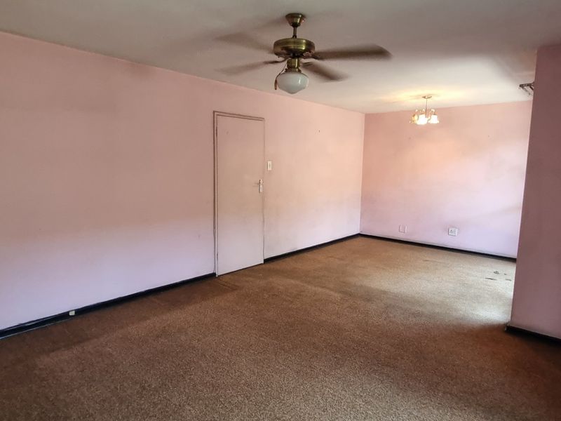 Exceptional Value in Golden Grove –3Bedroom Townhouse Ideal Investment.  - Photo 10