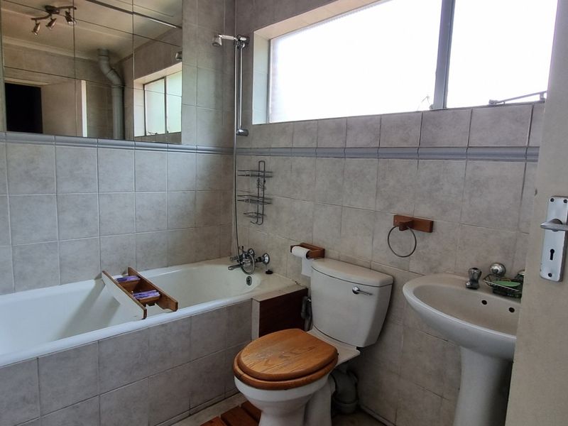 Exceptional Value in Golden Grove –3Bedroom Townhouse Ideal Investment.  - Photo 7