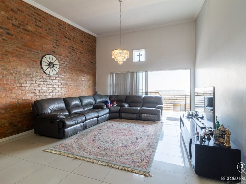 3 Bedroom Penthouse for Sale - Photo 8