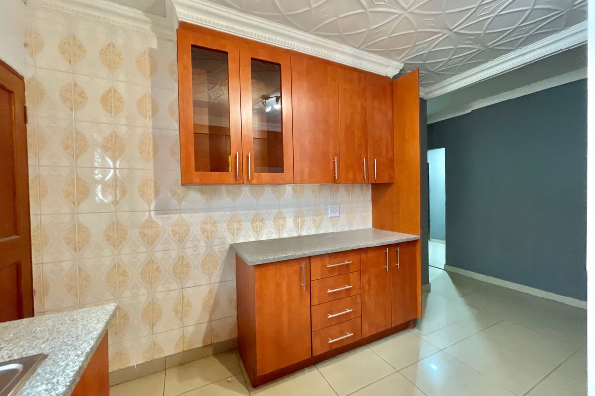 Middelburg Mall's Door Step - Secure Home For You And Your Family In Ext. 18 - Photo 3