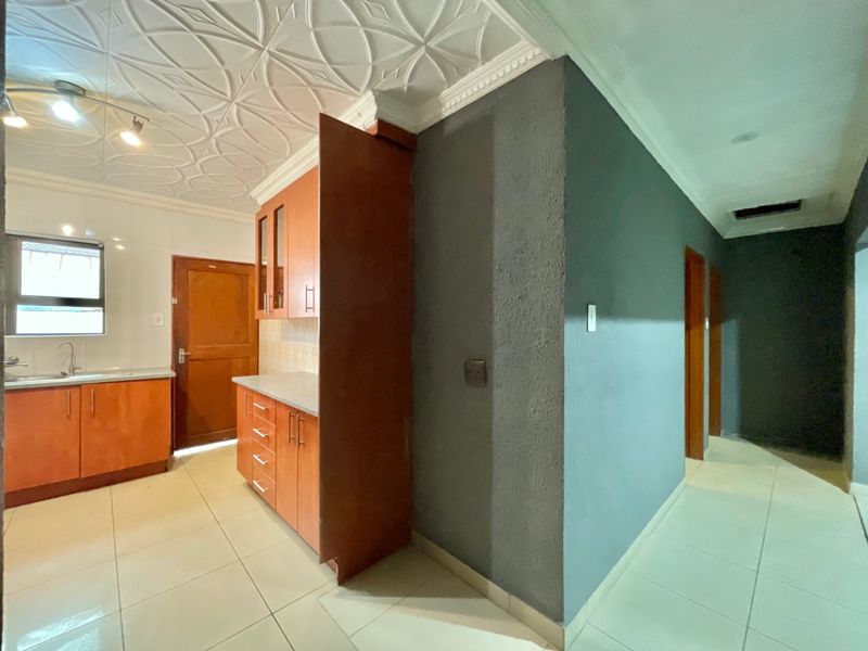 Middelburg Mall's Door Step - Secure Home For You And Your Family In Ext. 18 - Photo 4