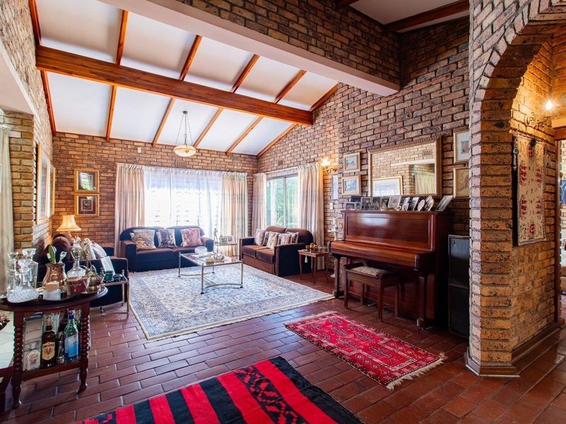 4 BEDROOM HOUSE FOR SALE IN BEDFORDVIEW - Photo 7