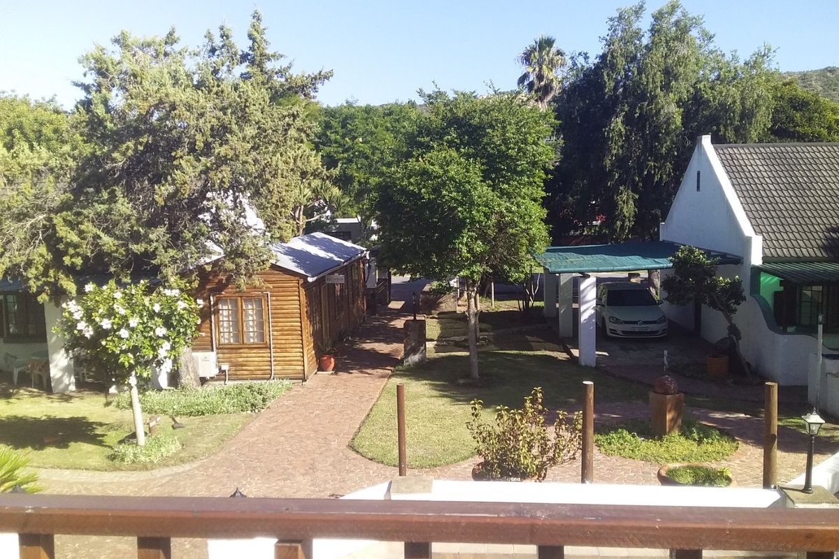 Prime Commercial Property with Restaurant & accommodation facilities for sale - Photo 3
