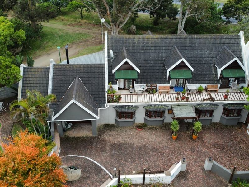 Prime Commercial Property with Restaurant & accommodation facilities for sale - Photo 5