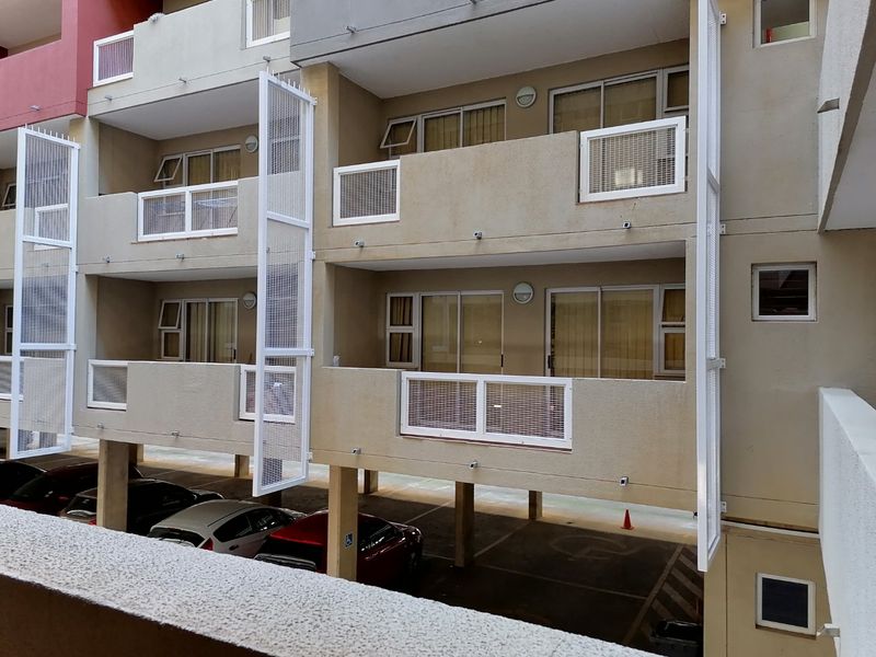 Beautiful fully furnished 2 bedroom Apartment for Sale in Universitas, Bloemfontein - Photo 8