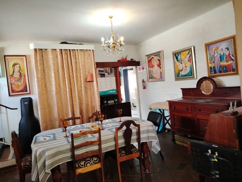 Guesthouse or large family home for sale in General De Wet, Bloemfontein  - Photo 10