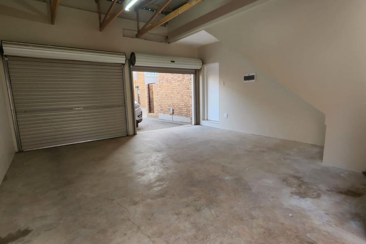 Modern 2 Bedroom Duplex in Oukraal Estate, Hazeldean - Photo 2