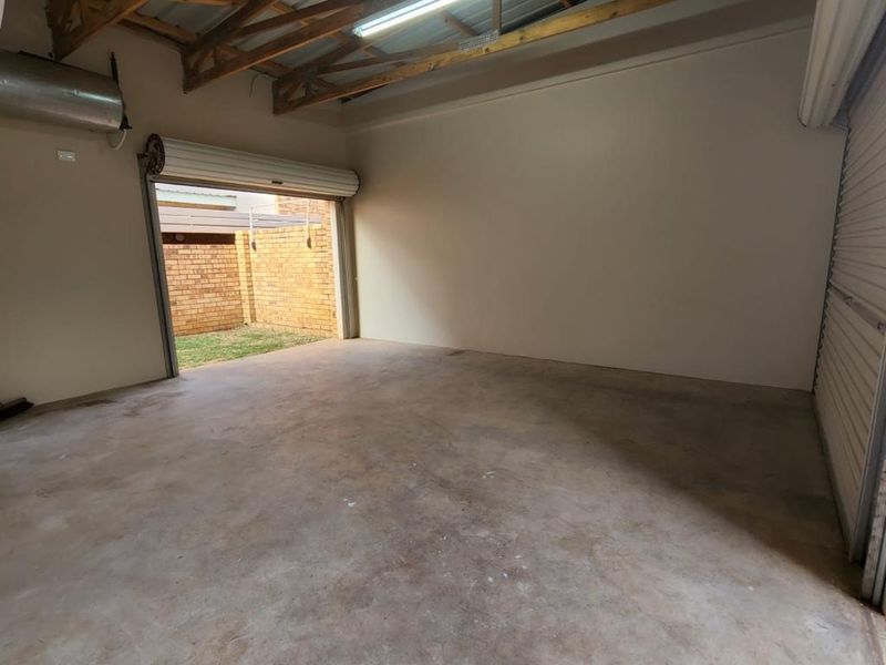 Modern 2 Bedroom Duplex in Oukraal Estate, Hazeldean - Photo 10