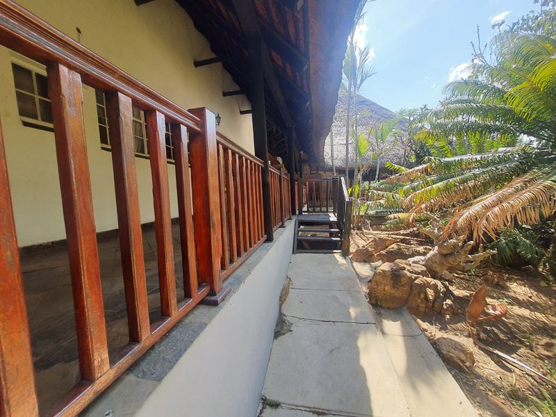 Luxurious multi-functional property with stunning features and endless potential - Photo 10