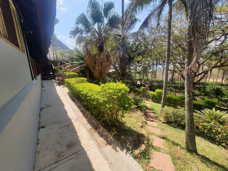 Luxurious multi-functional property with stunning features and endless potential - Photo 9