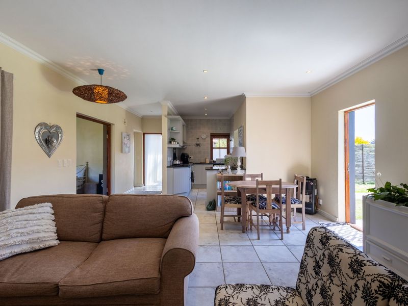 Fabulous Lock up and Go in the heart of Whale Rock Gardens - Photo 5