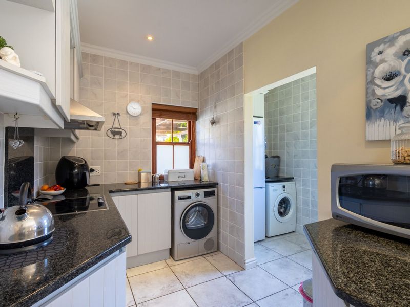 Fabulous Lock up and Go in the heart of Whale Rock Gardens - Photo 10