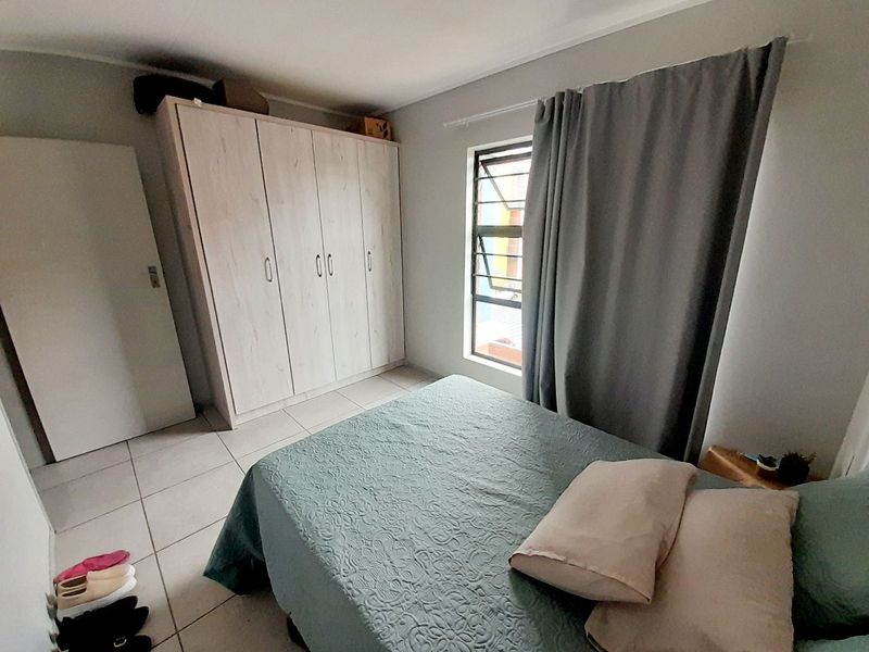 Lovely 2 Bedroom Apartment For Sale in The Manhattan - Photo 10