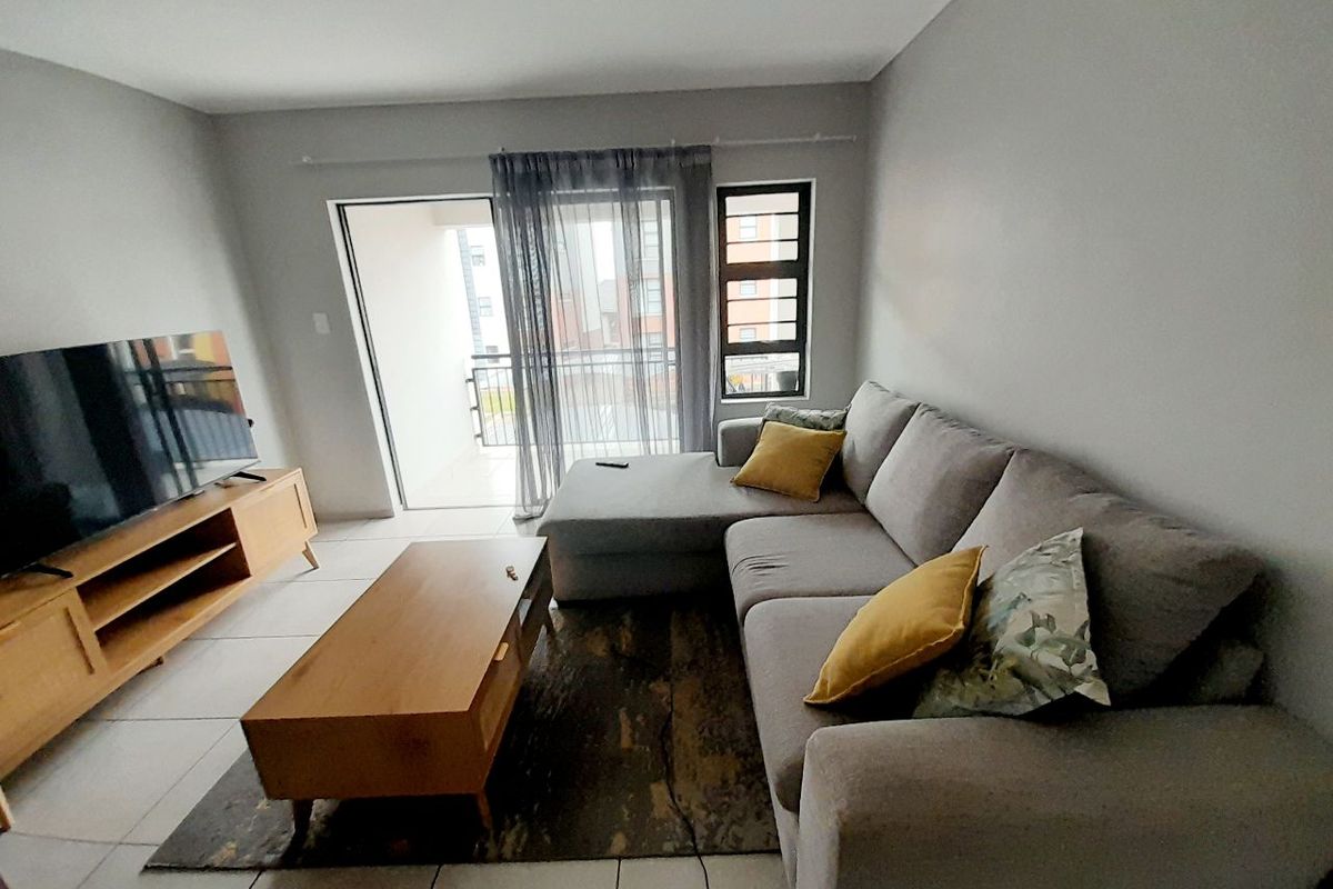Lovely 2 Bedroom Apartment For Sale in The Manhattan - Photo 5
