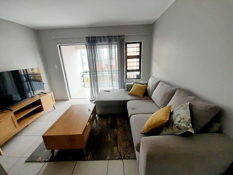 Lovely 2 Bedroom Apartment For Sale in The Manhattan - Photo 5