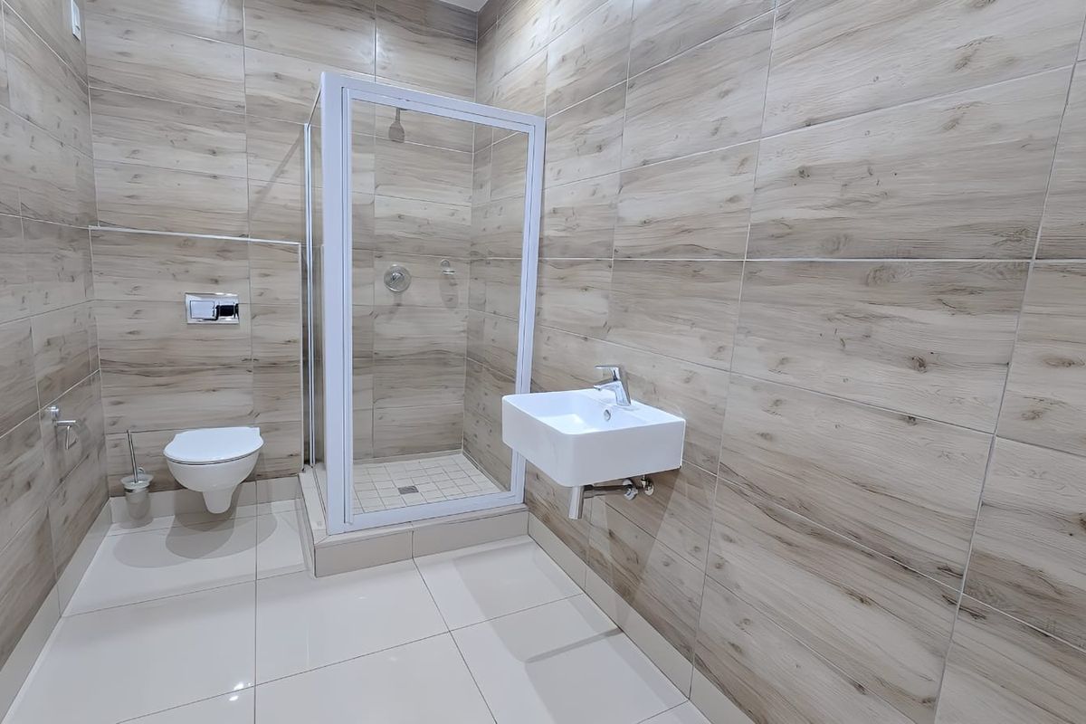 Modern Apartment in Prime Umhlanga Location - Photo 5