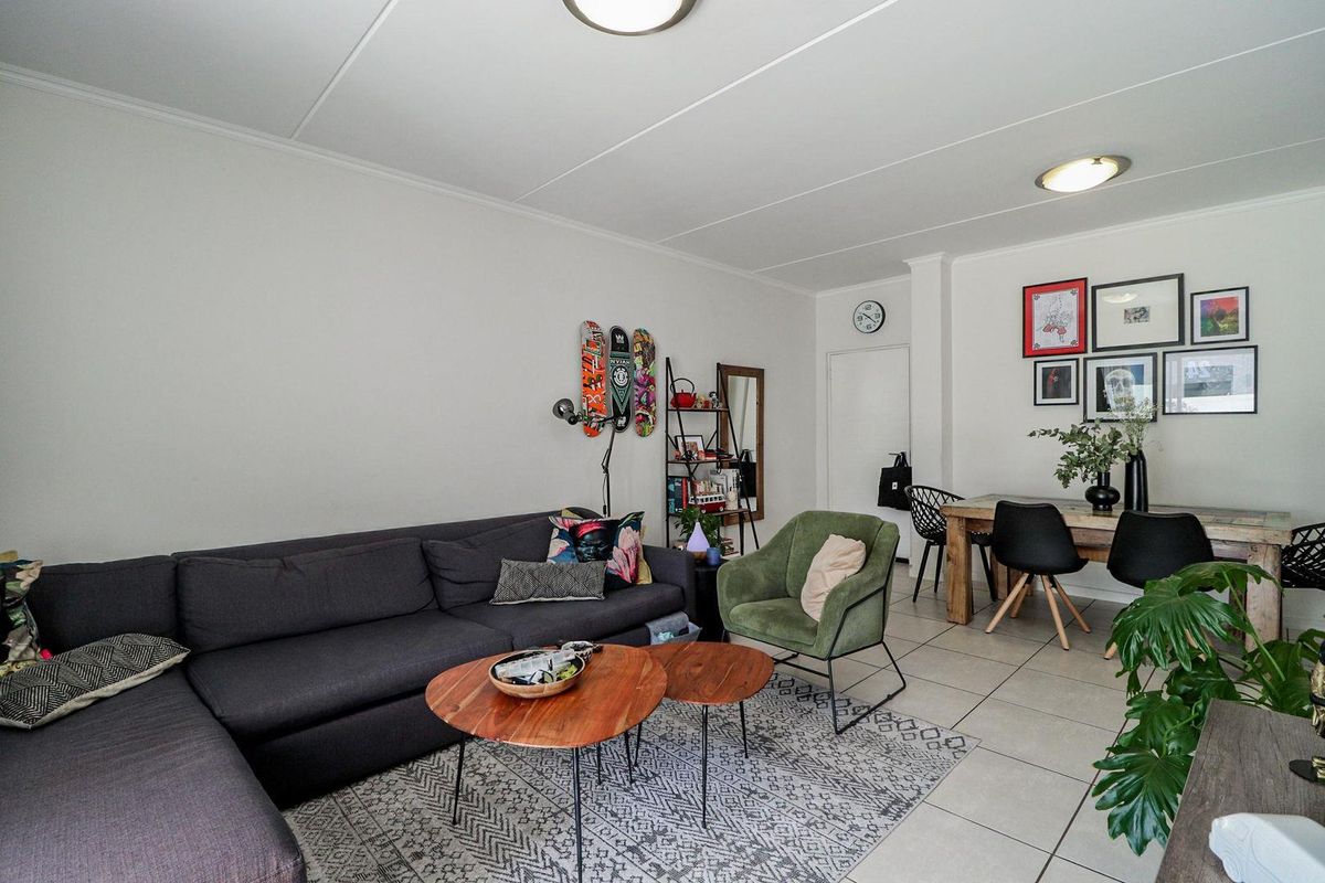 Introducing Westlake Eco Estate: A Contemporary Haven - Photo 3