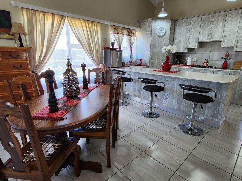 Beautiful Freestanding House... Very Neat and Excellently Maintained !!! - Photo 9