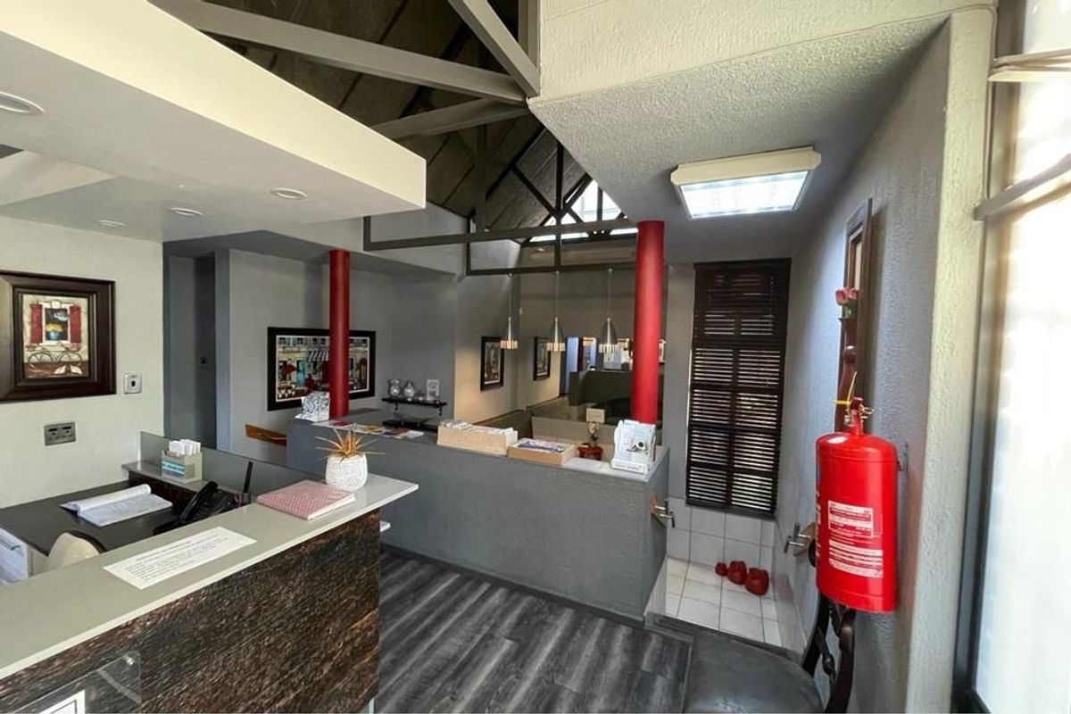 Prominent Commercial Property in Upington - Photo 3