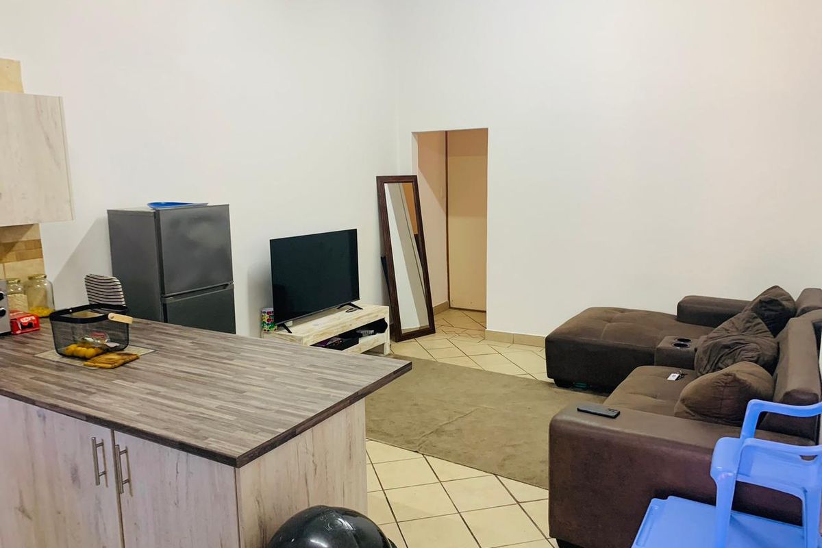 CHARMING 54m2 ONE BEDROOM FLAT IN PRIME GEORGE CBD - Photo 5