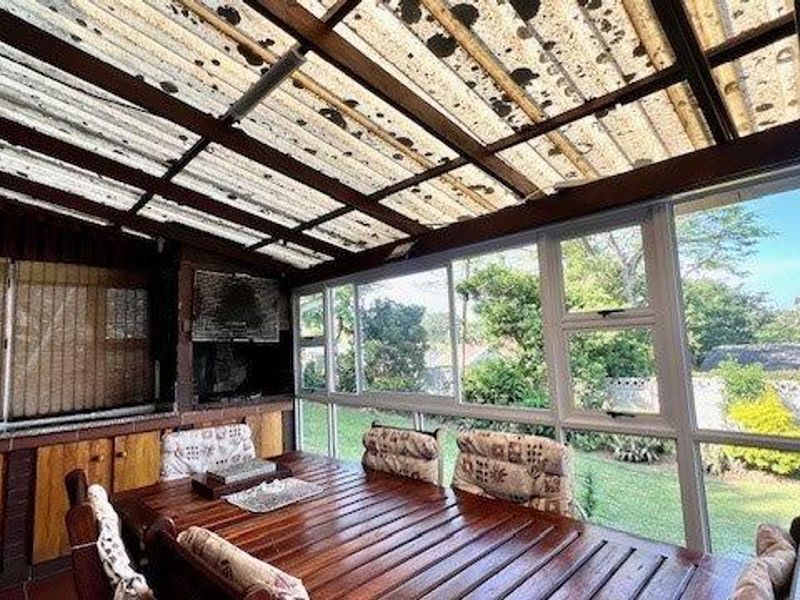 Beautiful Family Home In Uvongo - Photo 9