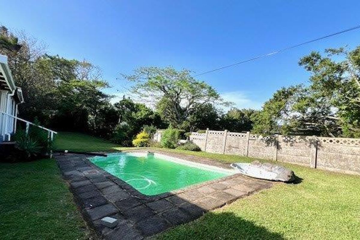 Beautiful Family Home In Uvongo - Photo 3