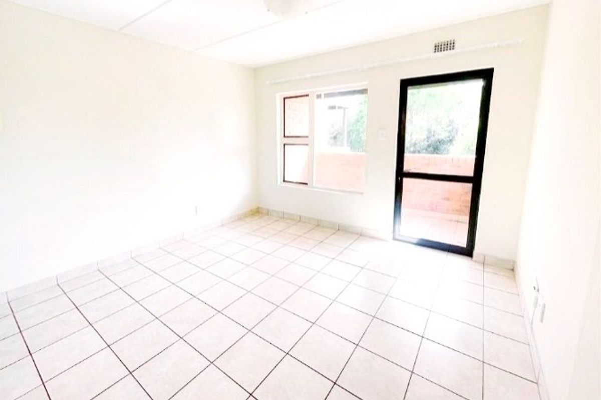 Two Bedroom Unit in Boardwalk Heights  - Photo 3