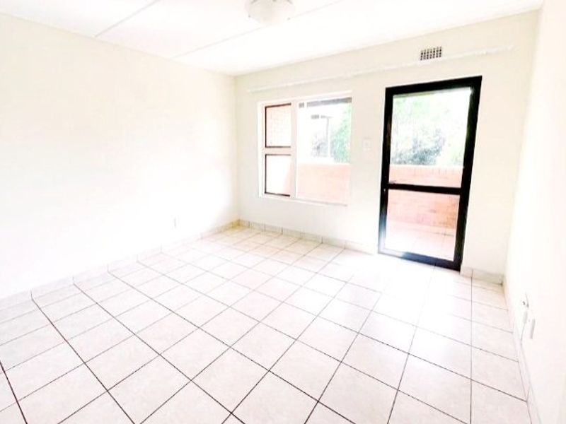 Two Bedroom Unit in Boardwalk Heights  - Photo 3