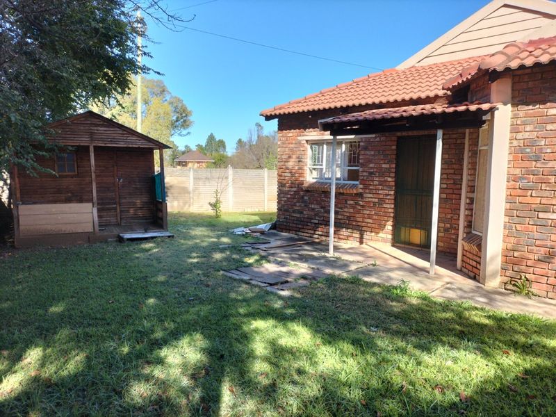 3 Bedroom Townhouse for sale in Orkney! - Photo 3