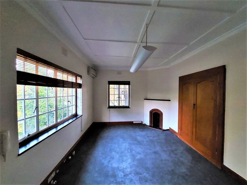 Free standing dwelling as offices FOR SALE - Melrose Estate - Photo 10