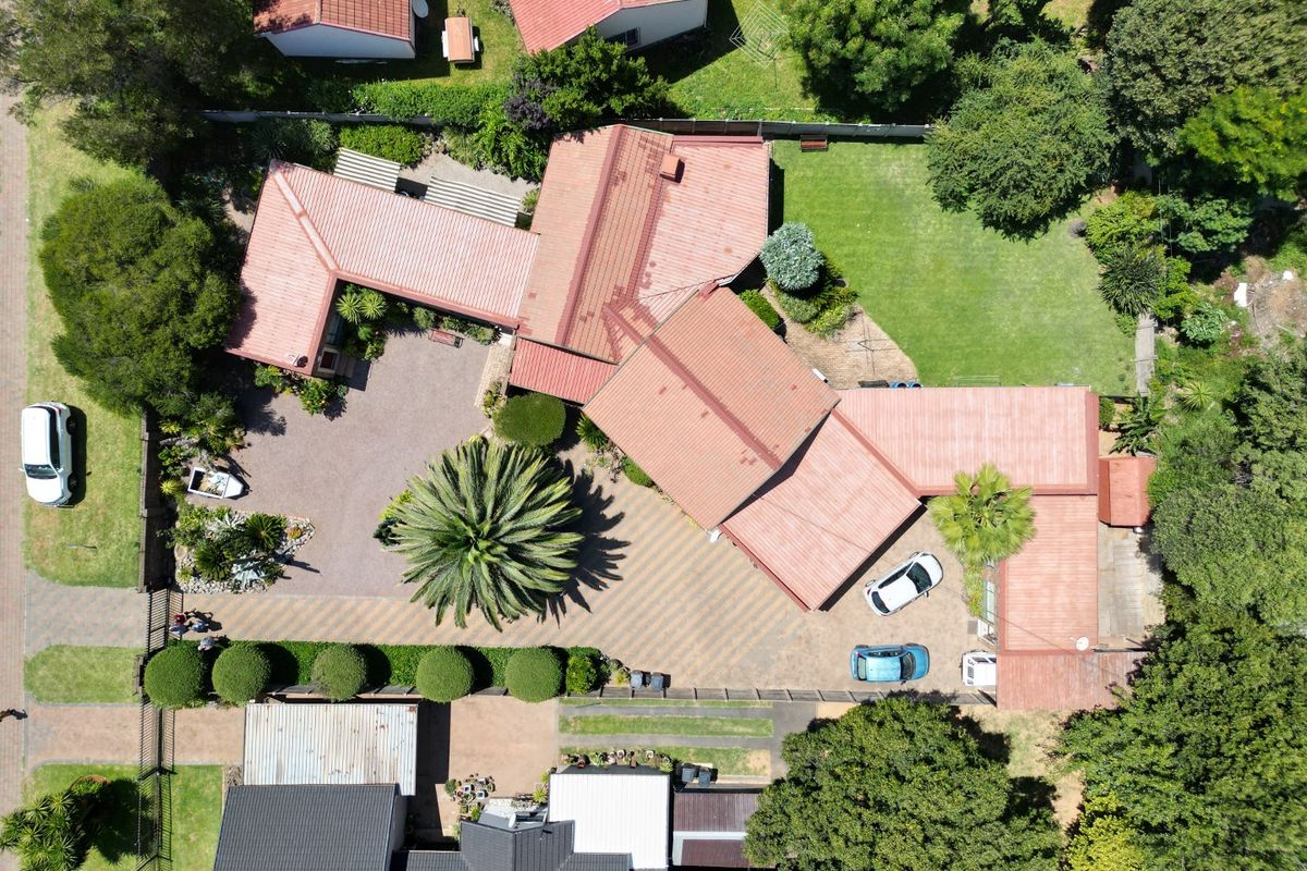 Sole & Exclusive Mandate: A lucrative property that effortlessly generates income for you! - Photo 4