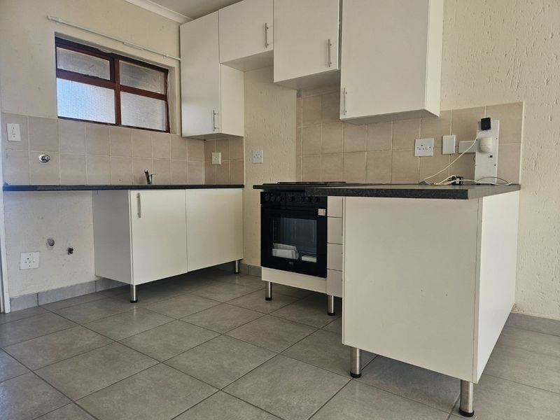 First floor 2 Bedroom apartment for sale - Photo 2