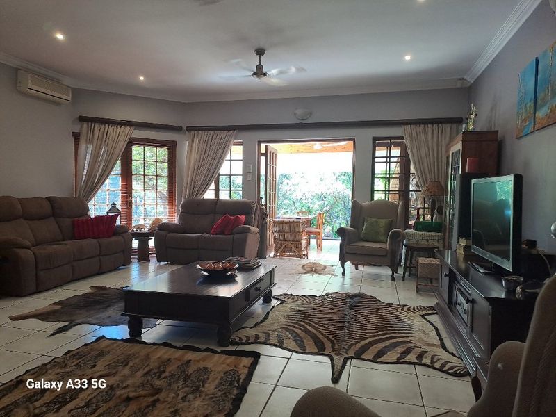 Big family home small holding on offer in Burkea park Pebble Rock Bushveld Golf Estate - Photo 10