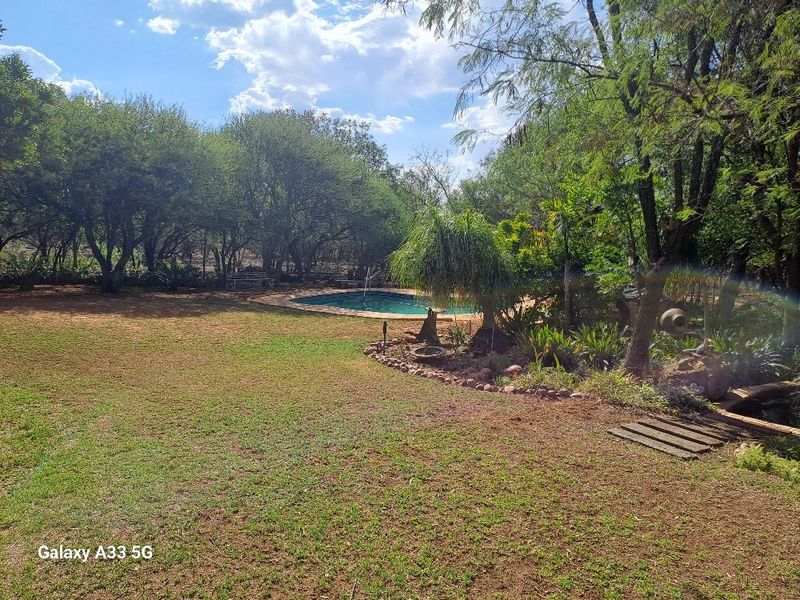 Big family home small holding on offer in Burkea park Pebble Rock Bushveld Golf Estate - Photo 8