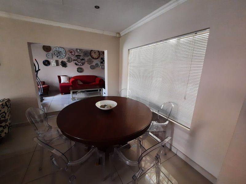 3 Bedroom House for sale in Highveld - Photo 7
