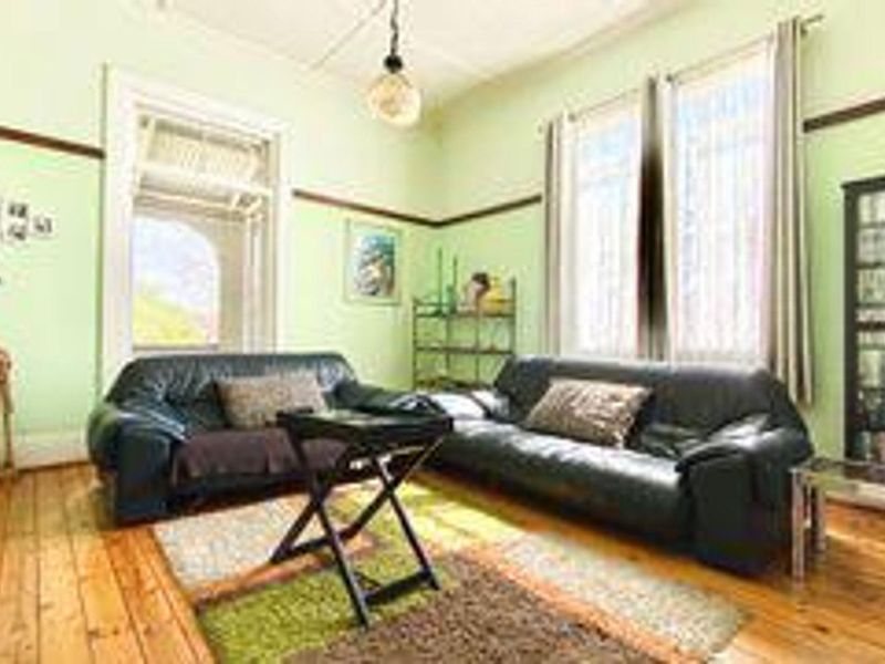 INVESTORS!!!The Famous Monkey Bar,double story, house with 21 Bachelor units on property. - Photo 9